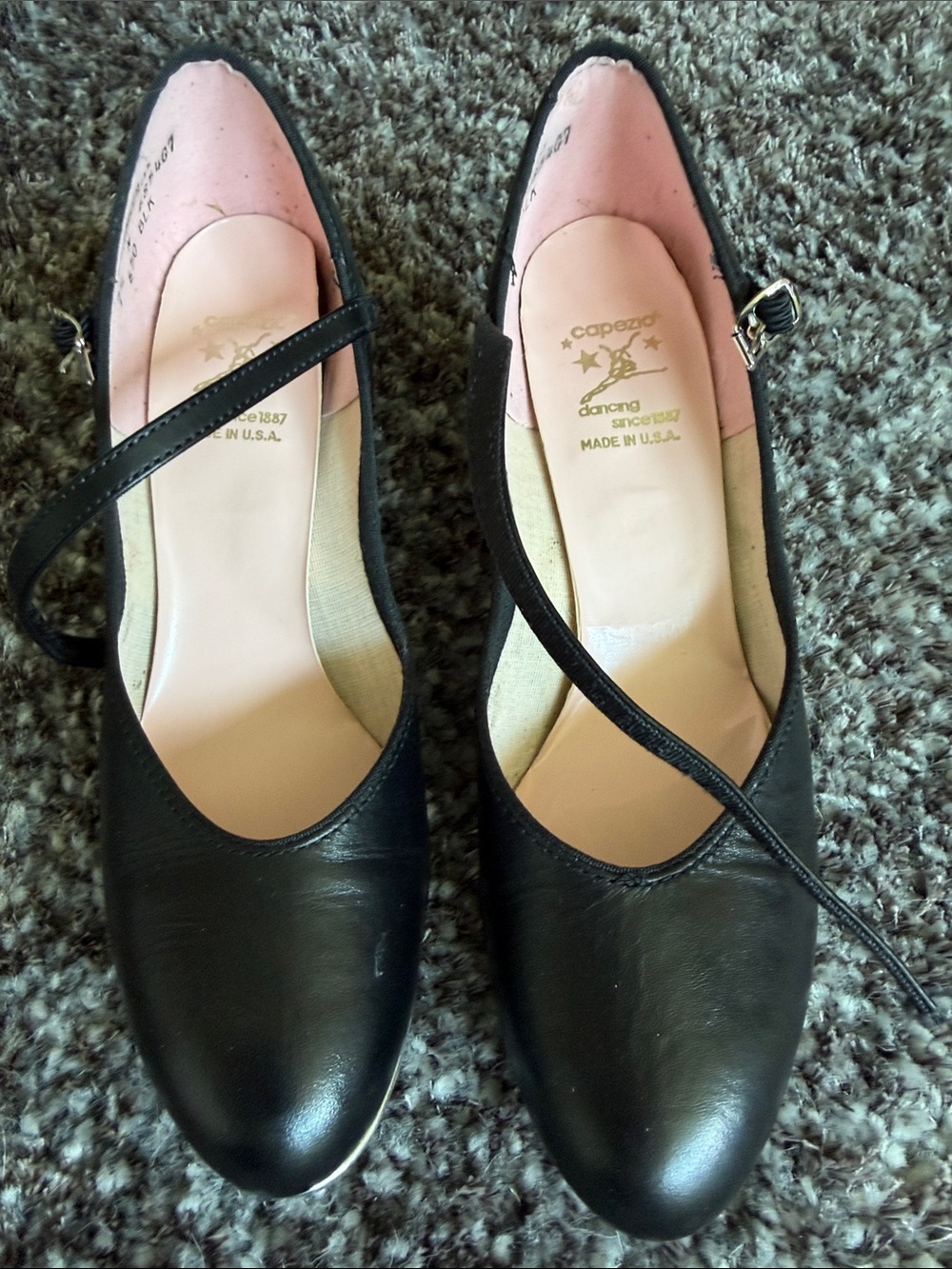 CAPEZIO women’s dance tap shoes, 7.5 narrow leather black strap 2”heel EUC